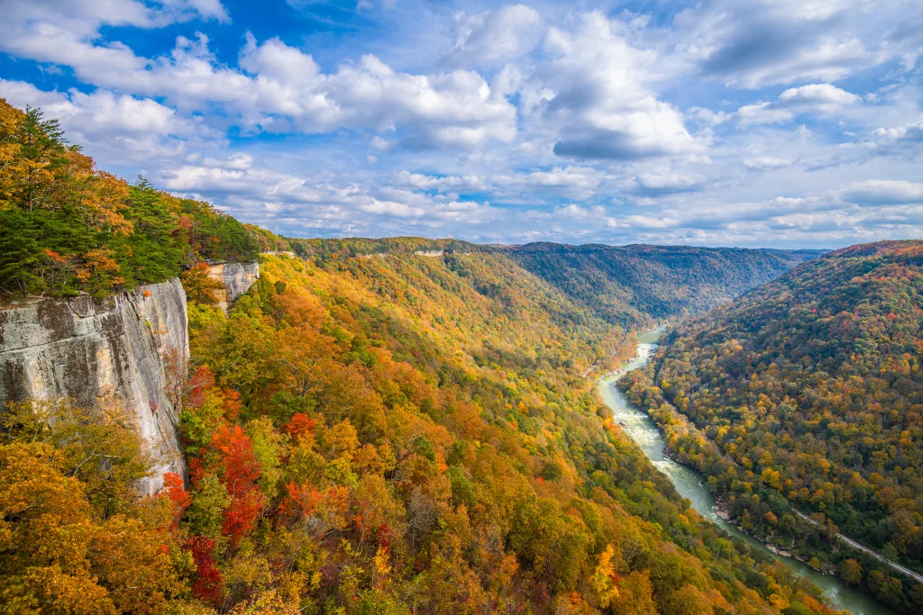 new-river-gorge-west-virginia-usa