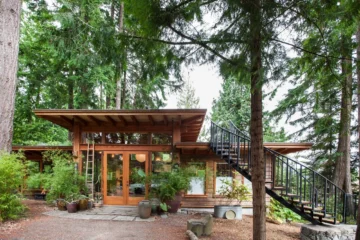 This Off Grid Cabin Has a Living Roof! 