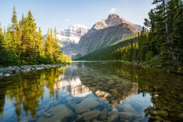 Complete Guide to Off-Grid Living in Alberta