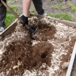 12 Cheap Ways to Fill a Raised Bed