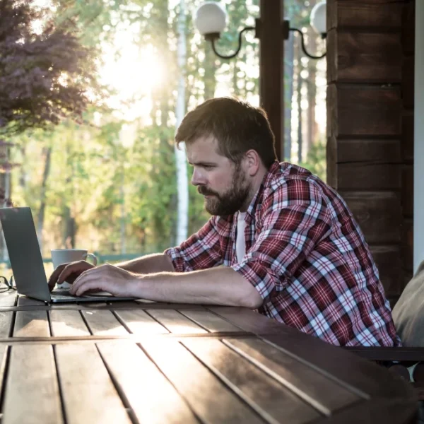 How do You Get Internet Off the Grid?