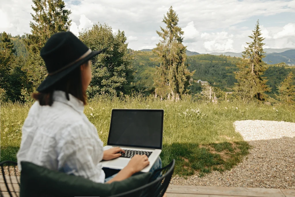 How to Get Internet Off The Grid? (Step By Step Guide)