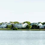 How to Live Off-Grid in Delaware (Complete Guide)