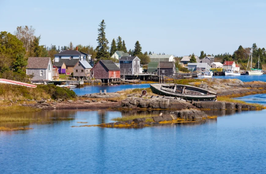 living off-grid in nova scotia