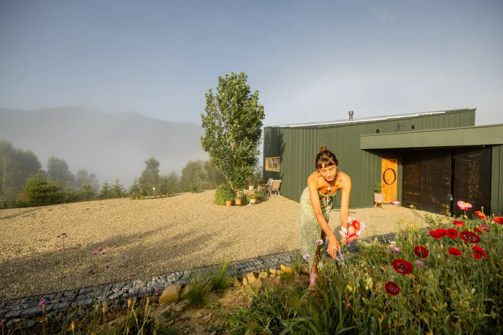 misty-morning-flower-gathering